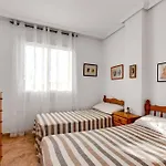 Apartamento Ramon Gallud 204 *